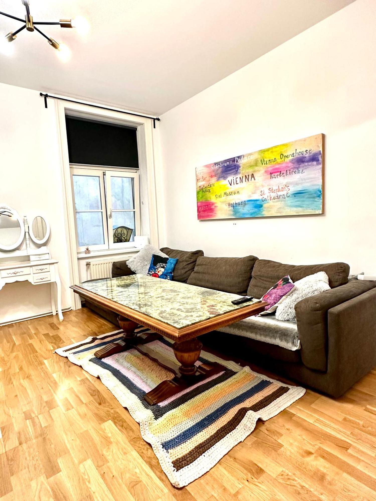 City Center Apartment Wien Exteriör bild